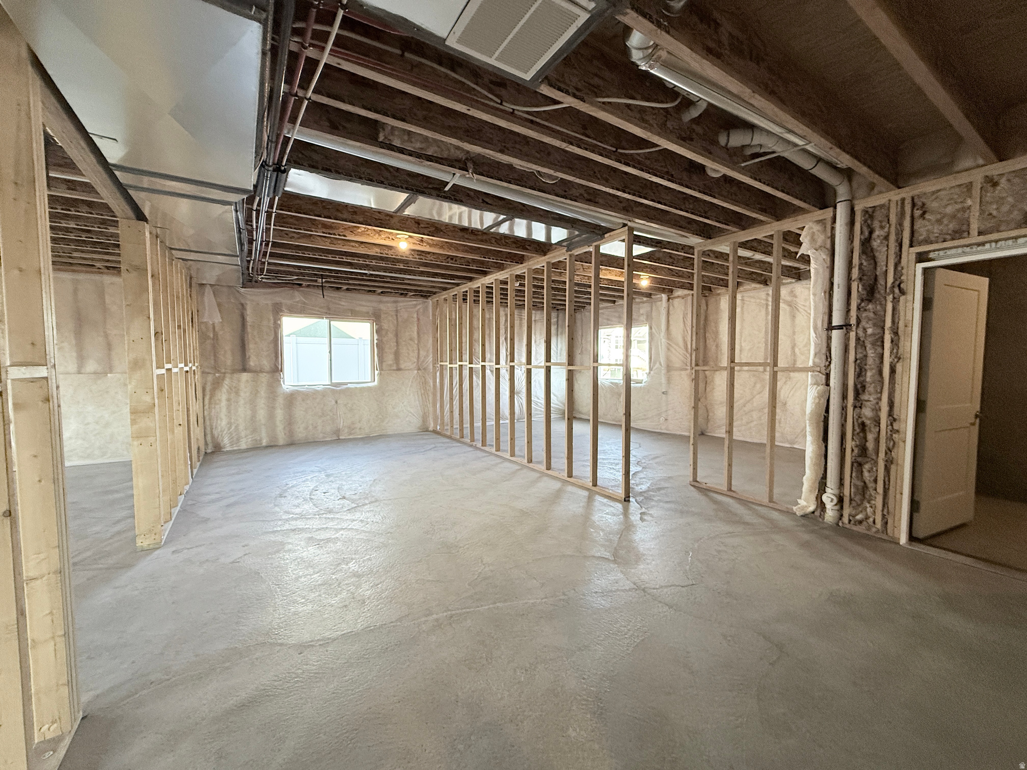 DIAMOND E - Residential