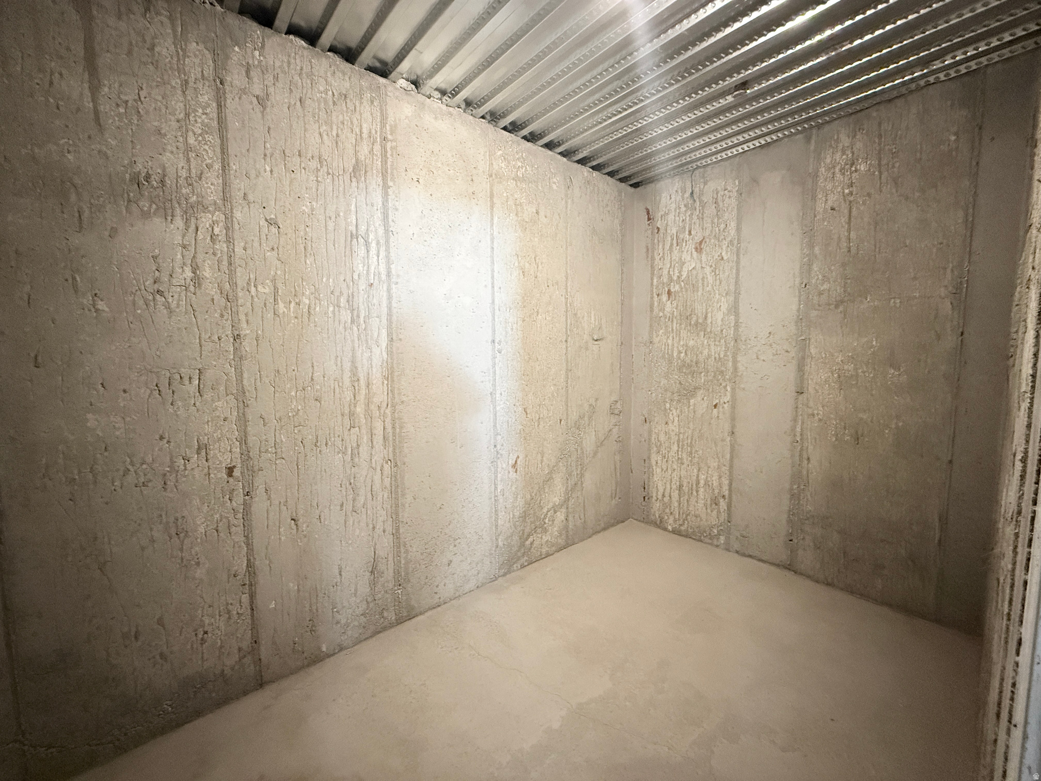 DIAMOND E - Residential