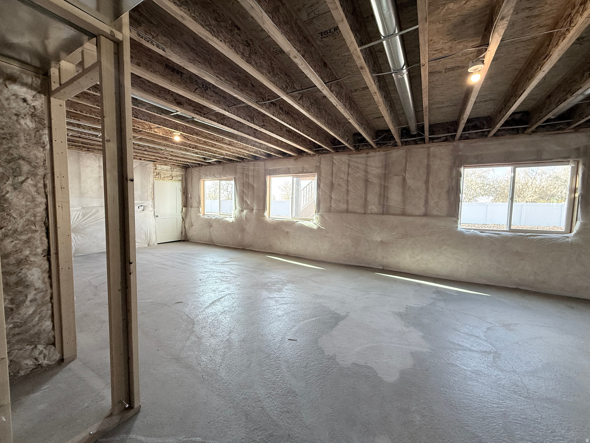 DIAMOND E - Residential