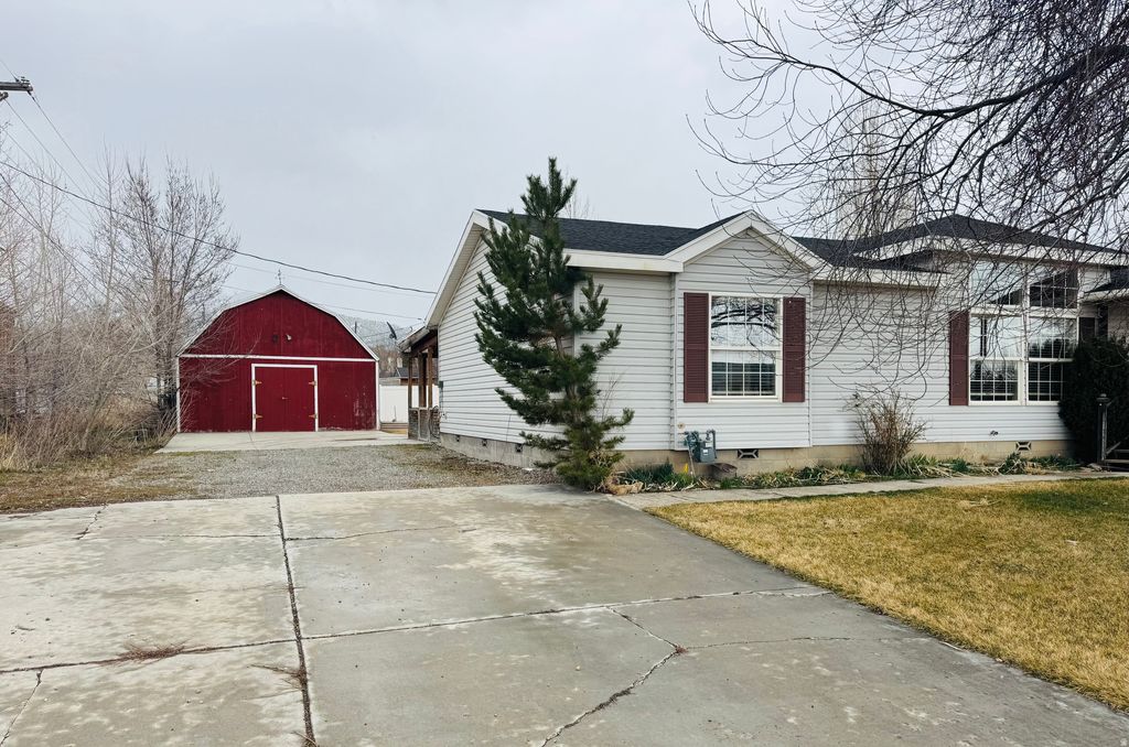 Photo of 32 N 600 W, Manti, UT 84642 (MLS # 2141568)