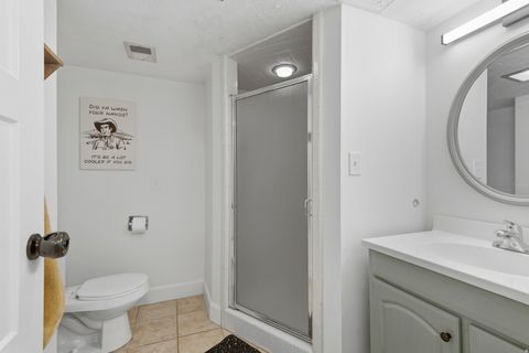 Tiny photo for 315 N 750 E, Kaysville, UT 84037 (MLS # 2125661)