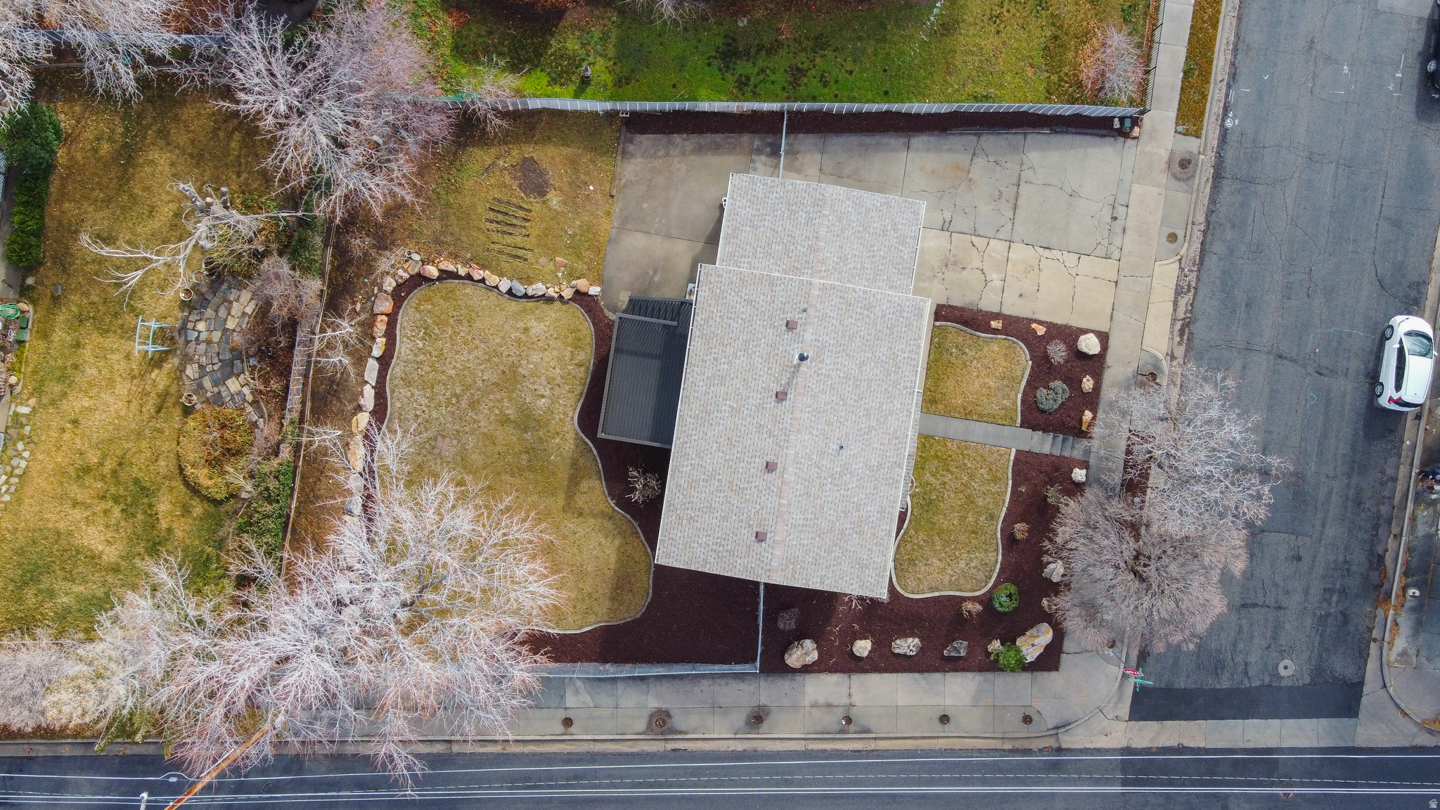 EAST HIGHLANDS - Residential