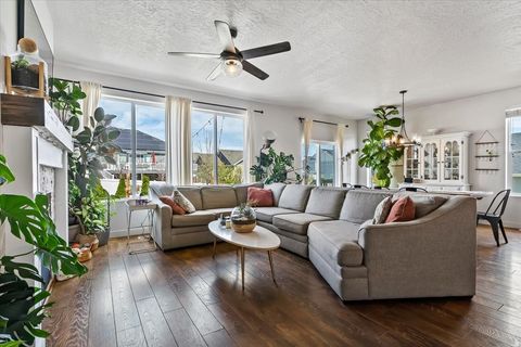 Tiny photo for 6498 W HAVEN MAPLE DR, West Jordan, UT 84081 (MLS # 2148866)