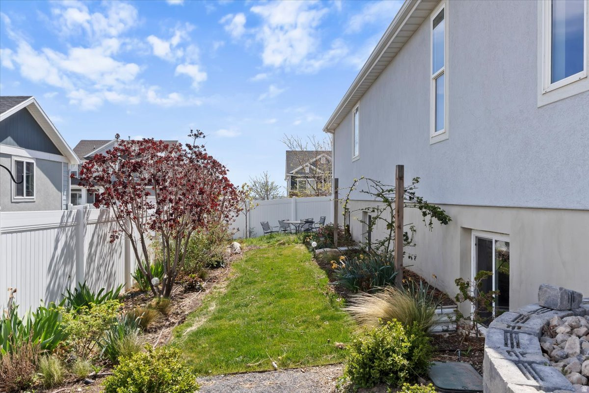 MAPLE HILLS - Residential