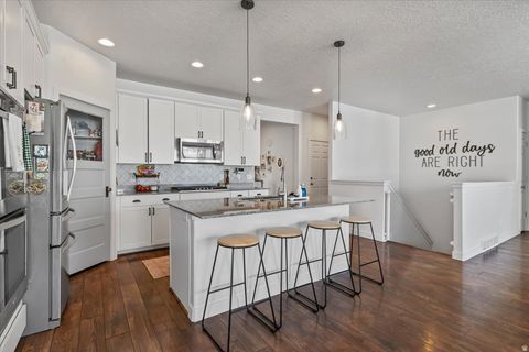 Tiny photo for 6498 W HAVEN MAPLE DR, West Jordan, UT 84081 (MLS # 2148866)