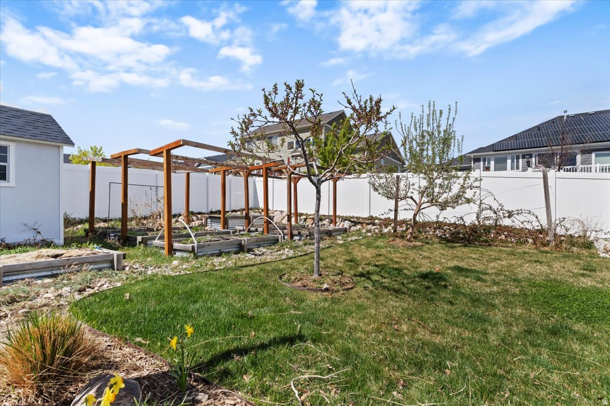 MAPLE HILLS - Residential