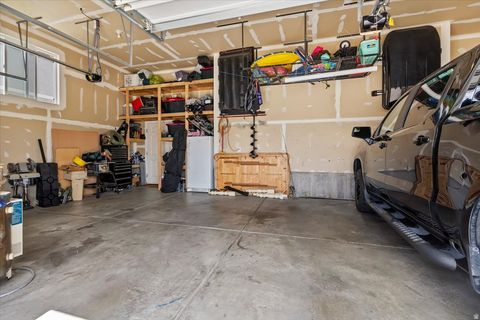 Tiny photo for 6498 W HAVEN MAPLE DR, West Jordan, UT 84081 (MLS # 2148866)