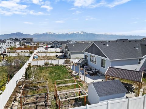 Tiny photo for 6498 W HAVEN MAPLE DR, West Jordan, UT 84081 (MLS # 2148866)