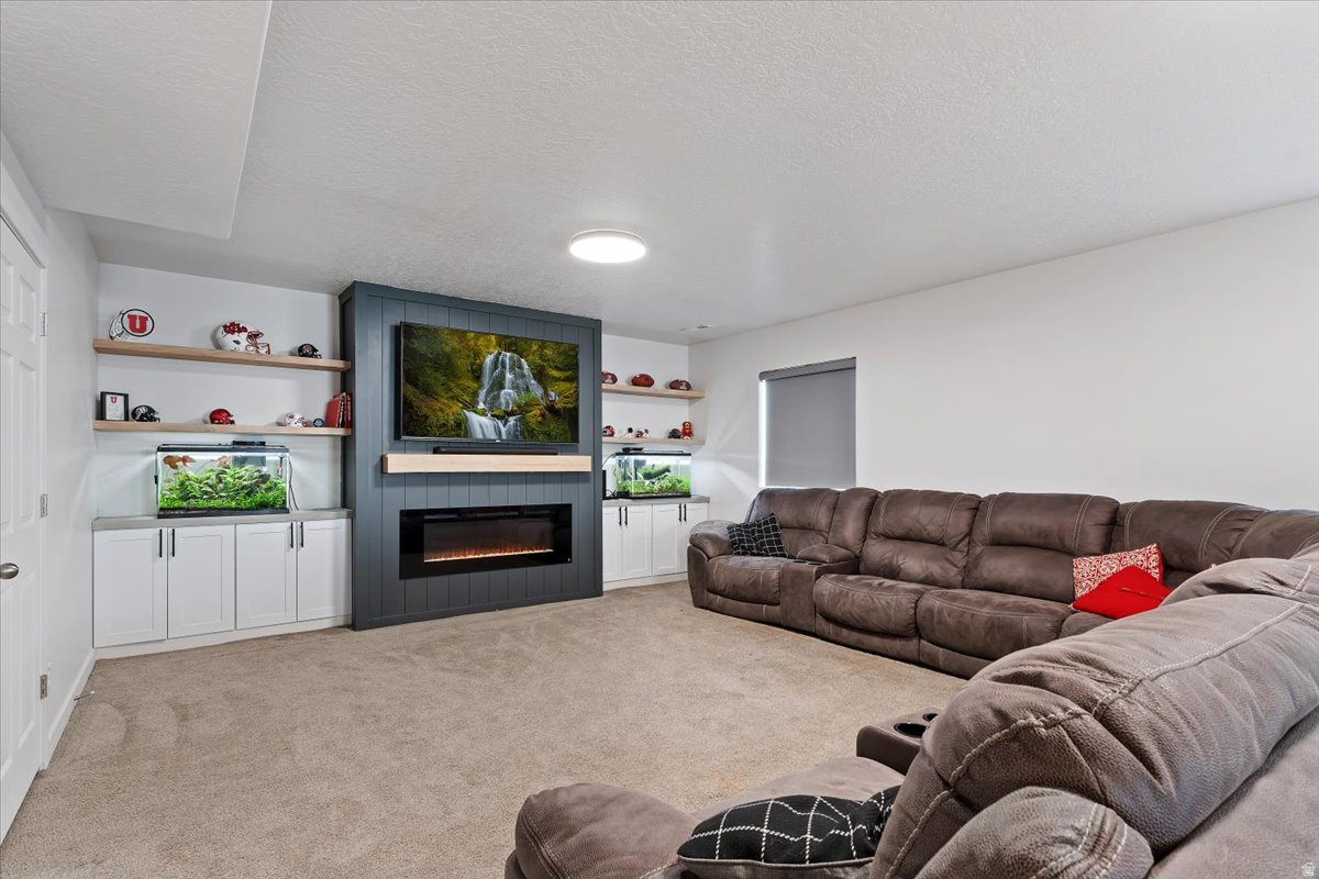 MAPLE HILLS - Residential