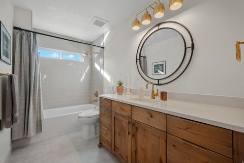 Tiny photo for 453 S 230 W, Lehi, UT 84043 (MLS # 2120109)