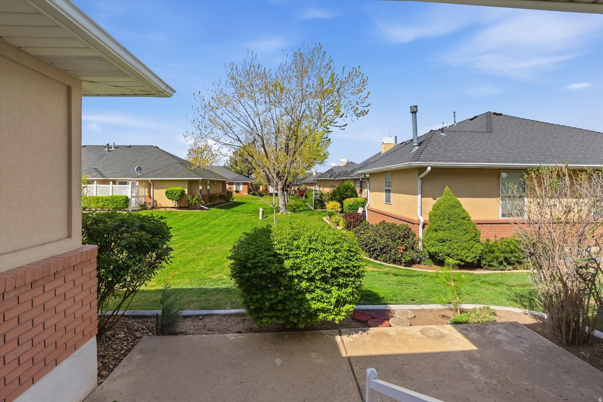 SOUTH POINTE - Residential