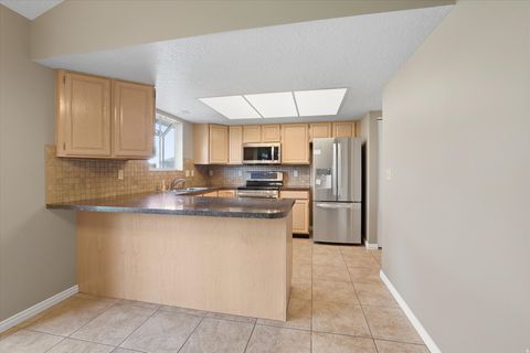 Tiny photo for 5371 S 600 E, South Ogden, UT 84405 (MLS # 2149192)
