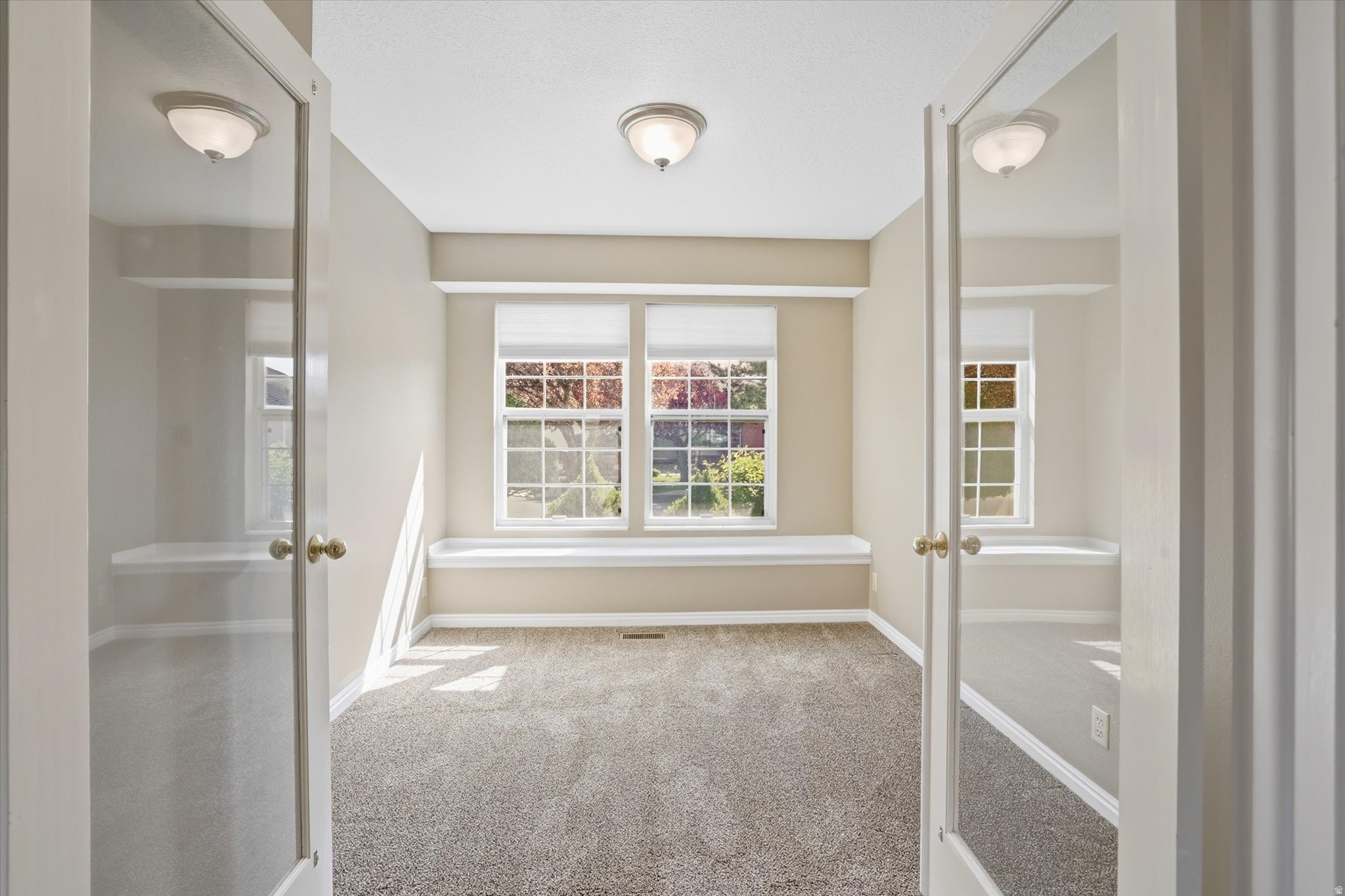 SOUTH POINTE - Residential