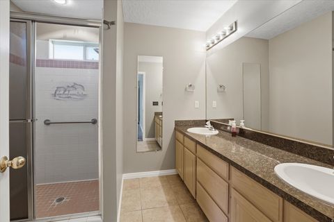 Tiny photo for 5371 S 600 E, South Ogden, UT 84405 (MLS # 2149192)