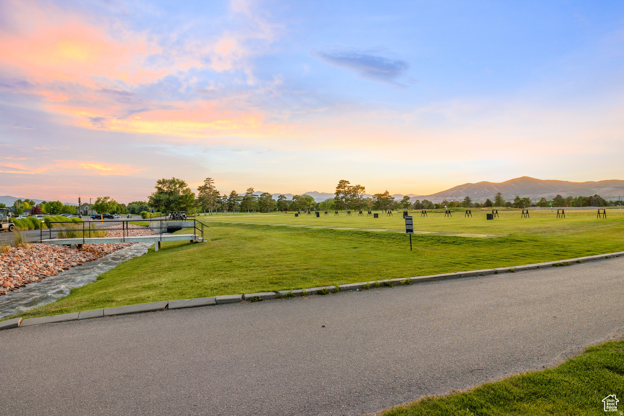 ALPINE COUNTRY - Residential