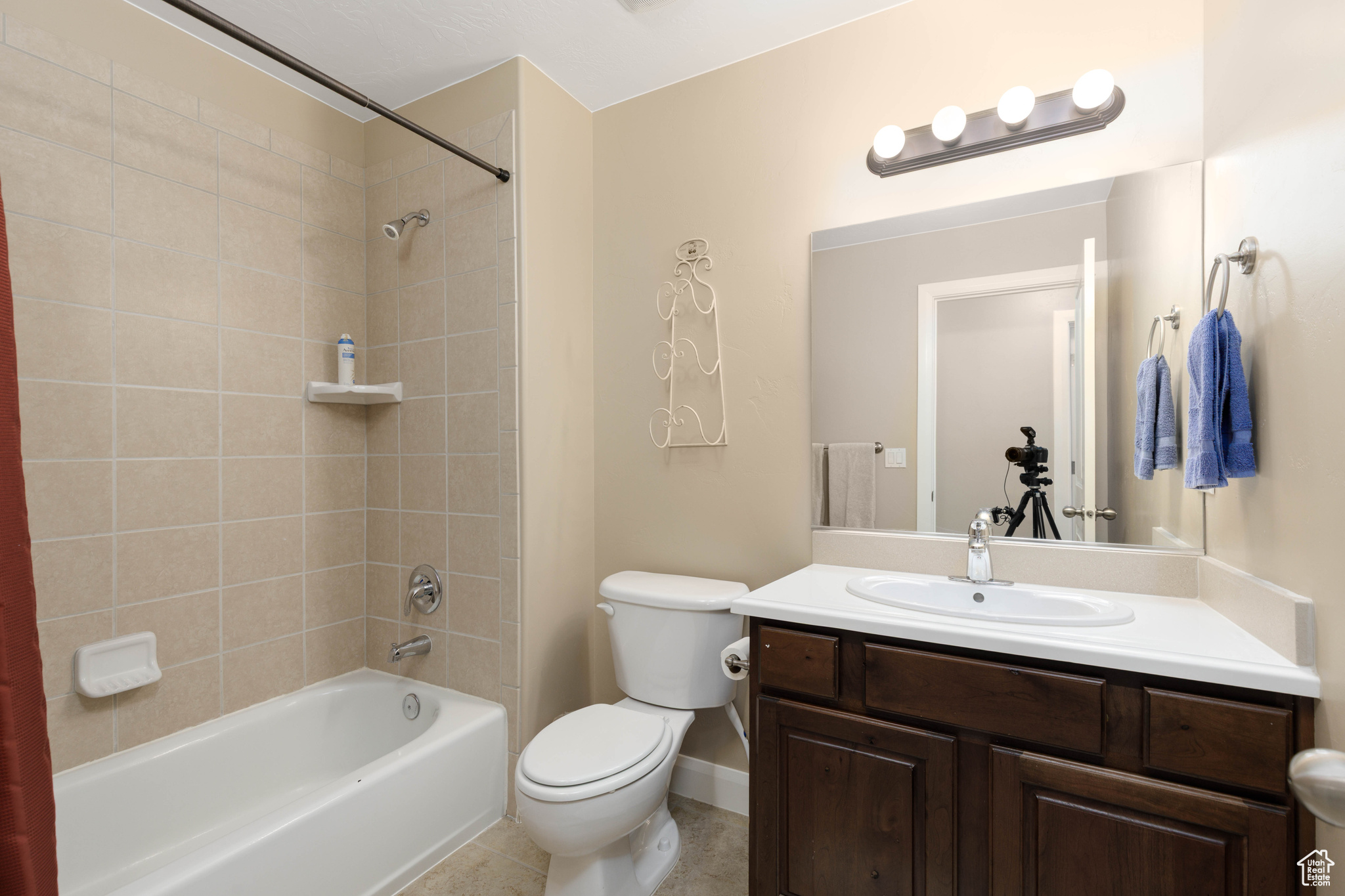 CASITAS AT HIDDEN VALLEY - Residential