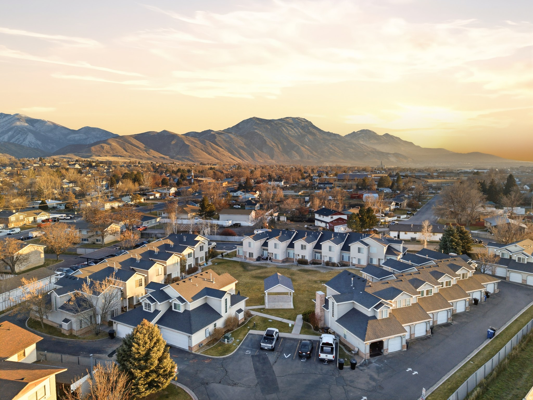 MAJESTIC MEADOWS - Residential