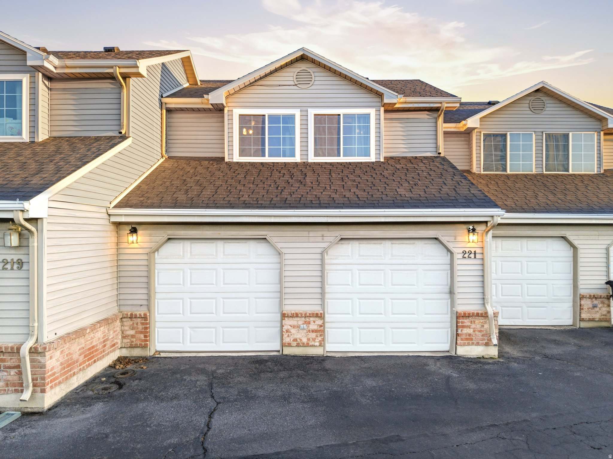 MAJESTIC MEADOWS - Residential