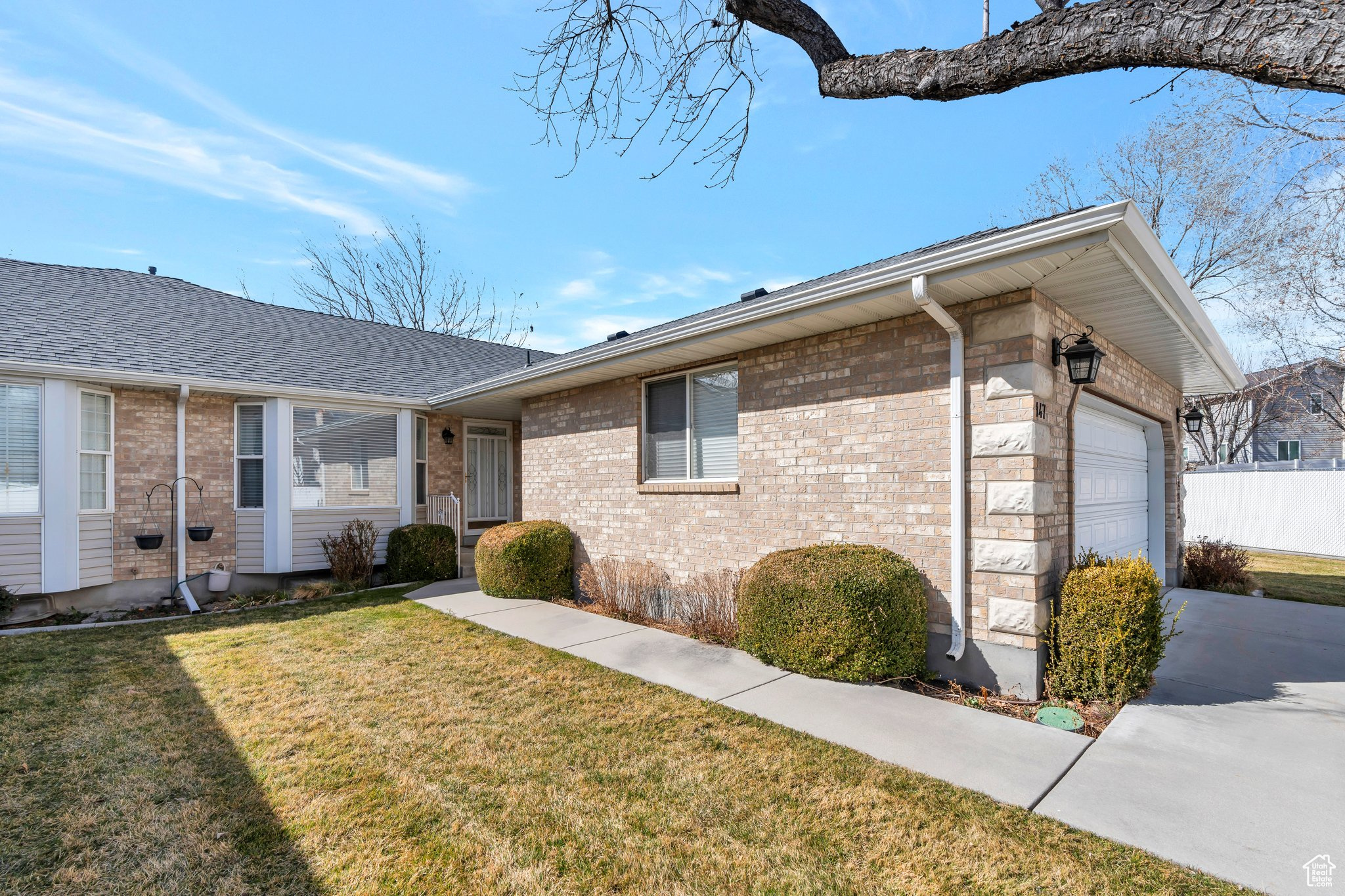 Orem, Utah 84097, United States, 4 Bedrooms Bedrooms, ,3 BathroomsBathrooms,Residential,Pending,90118