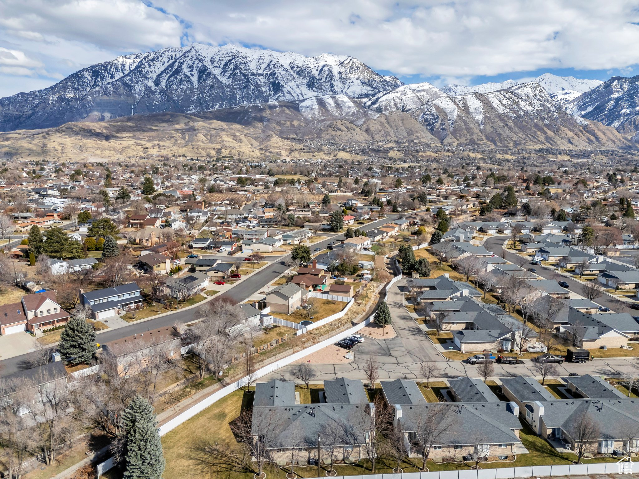 Orem, Utah 84097, United States, 4 Bedrooms Bedrooms, ,3 BathroomsBathrooms,Residential,Pending,90118