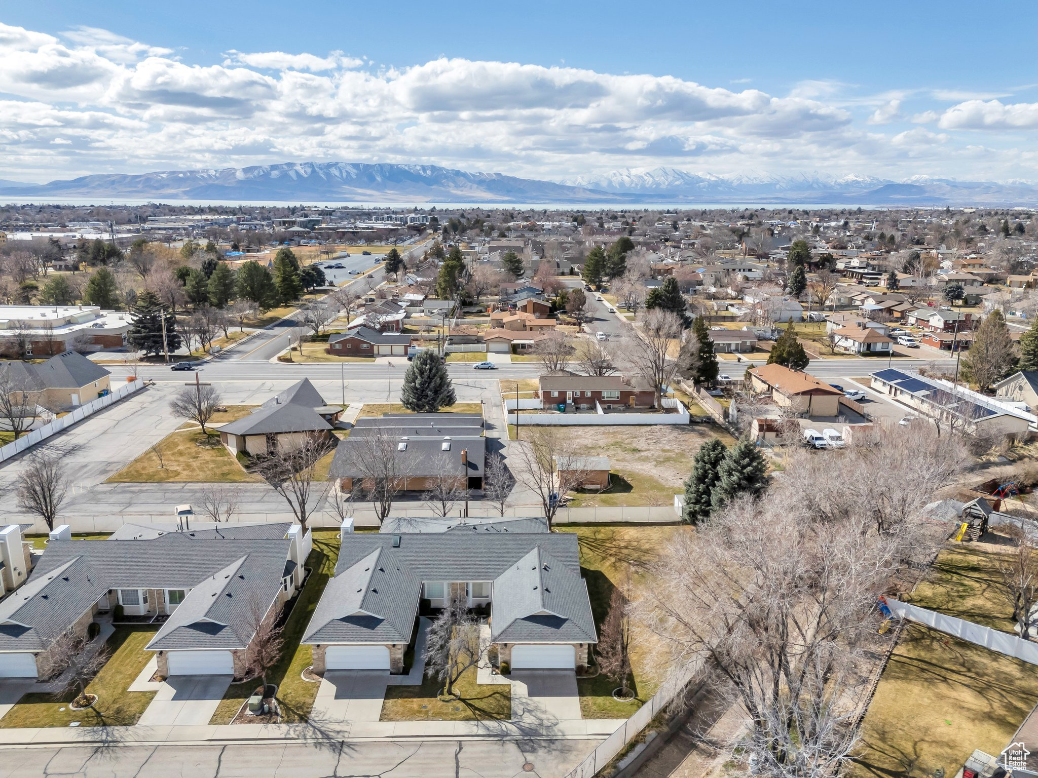 Orem, Utah 84097, United States, 4 Bedrooms Bedrooms, ,3 BathroomsBathrooms,Residential,Pending,90118