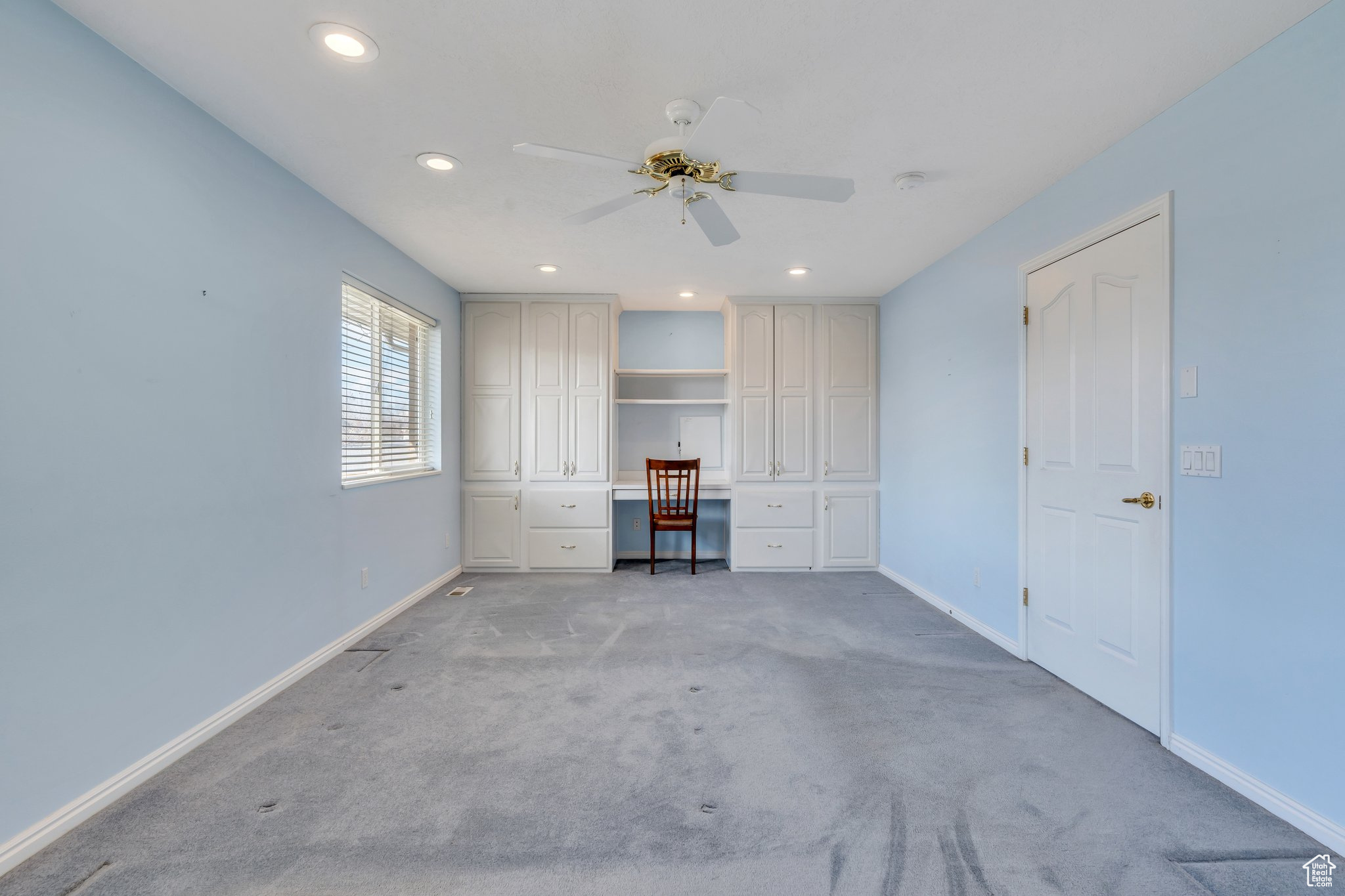 Orem, Utah 84097, United States, 4 Bedrooms Bedrooms, ,3 BathroomsBathrooms,Residential,Pending,90118