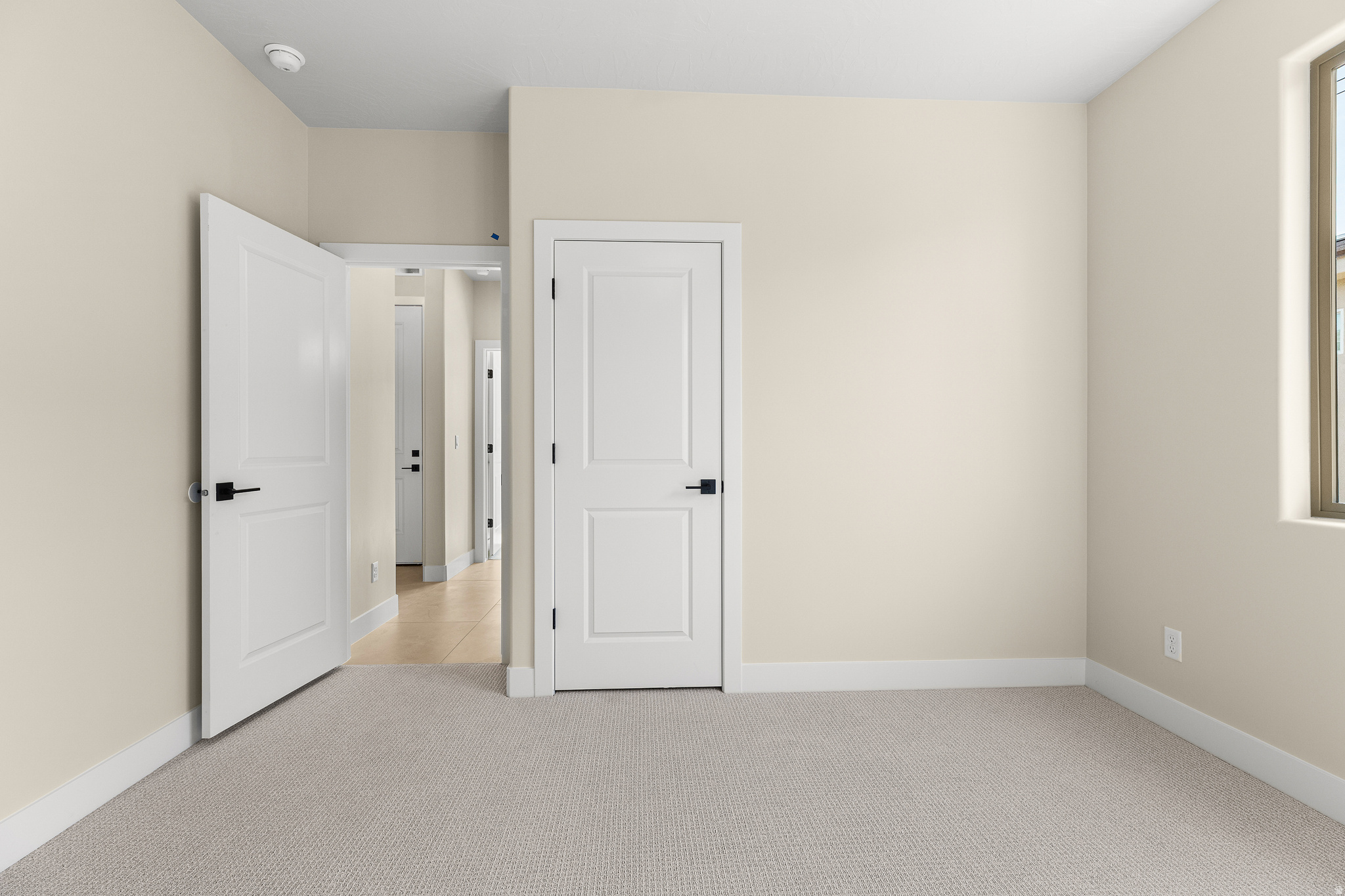 ZIONS GATE - Residential