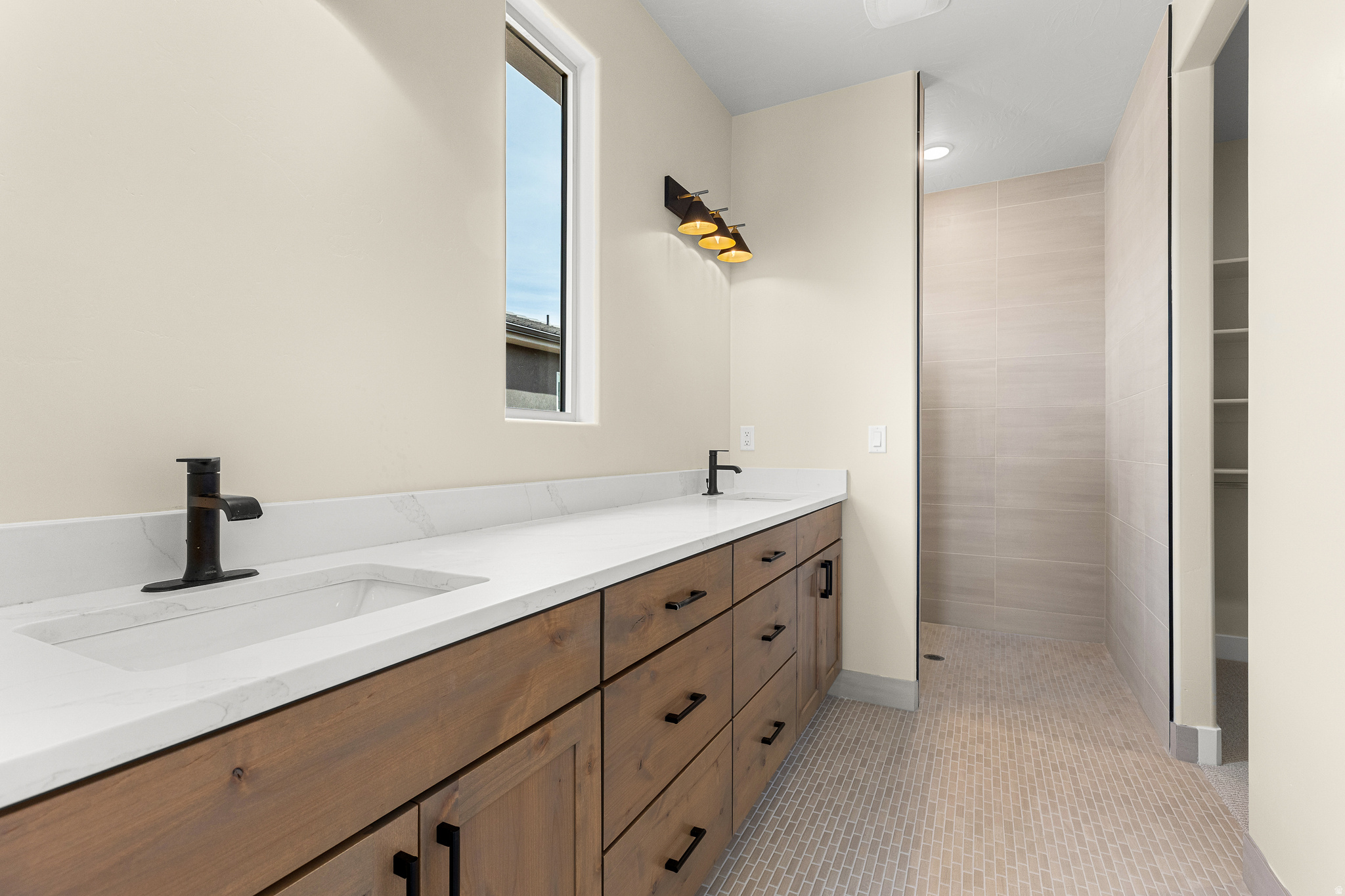 ZIONS GATE - Residential