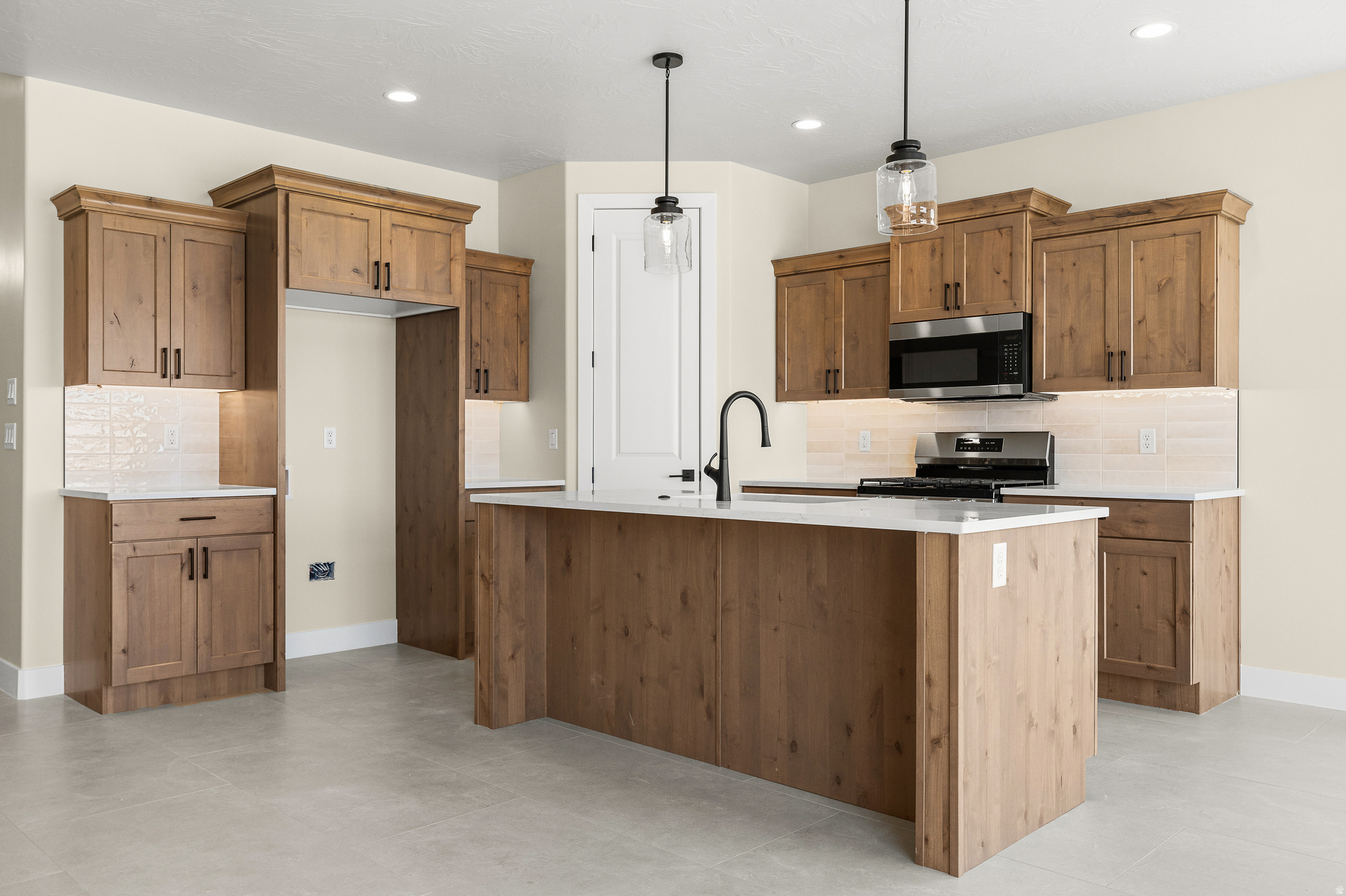 ZIONS GATE - Residential