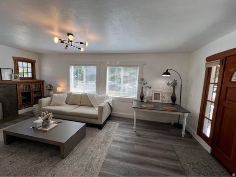 Tiny photo for 433 N 300 E, Provo, UT 84606 (MLS # 2139738)