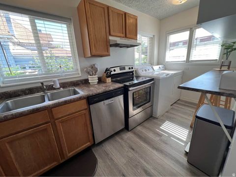 Tiny photo for 433 N 300 E, Provo, UT 84606 (MLS # 2139738)