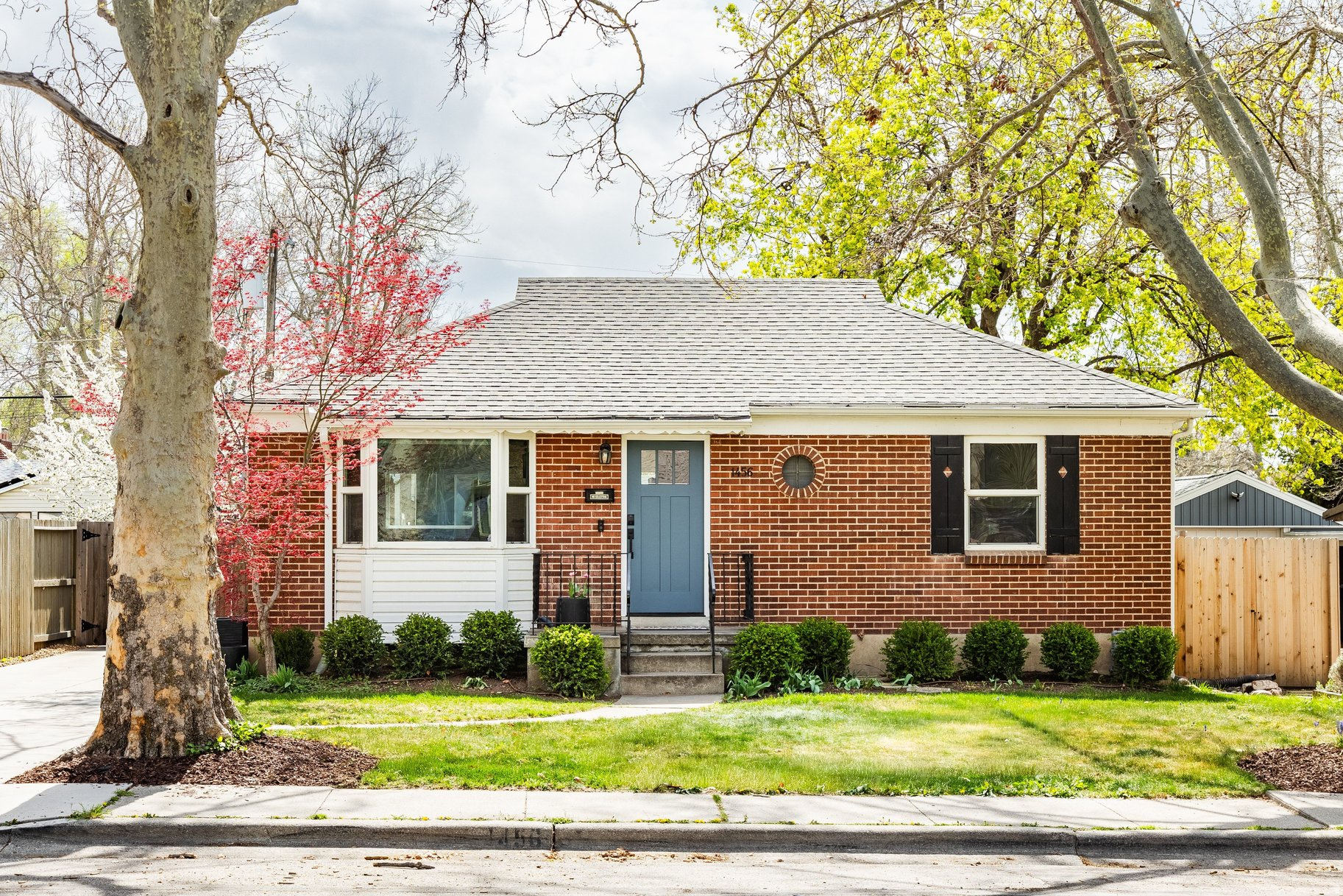 MOUNTAIR ACRES - Residential