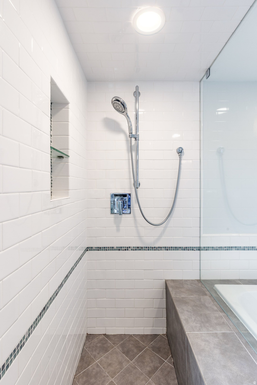 MOUNTAIR ACRES - Residential