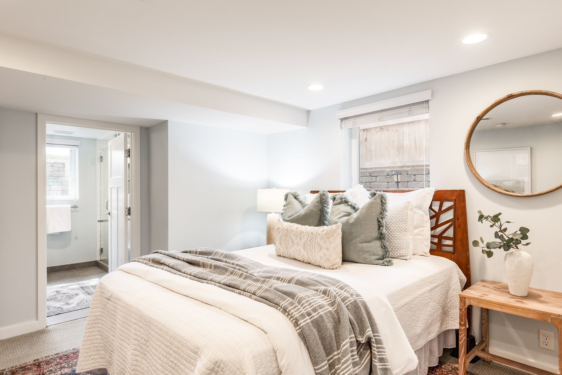 MOUNTAIR ACRES - Residential