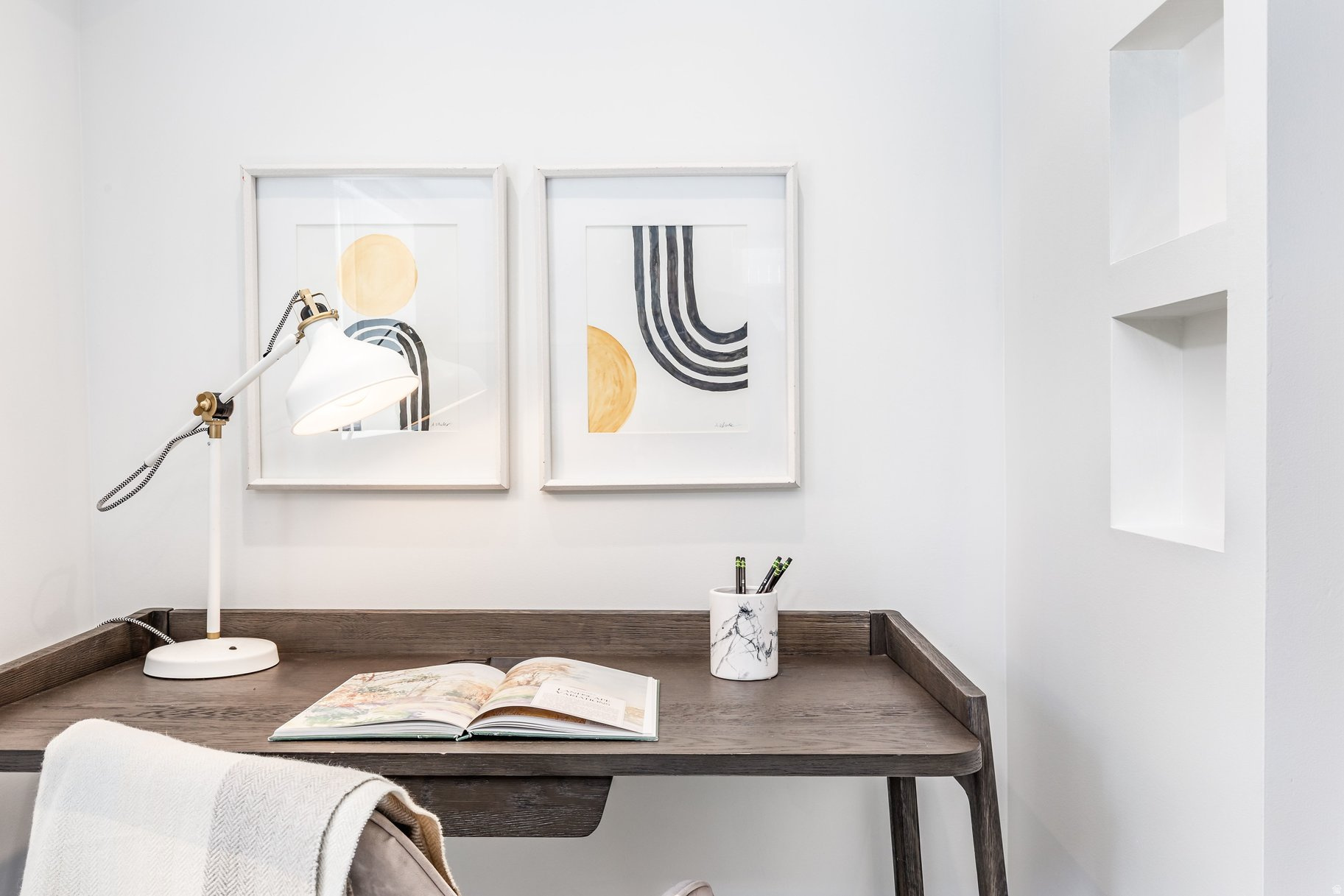 MOUNTAIR ACRES - Residential