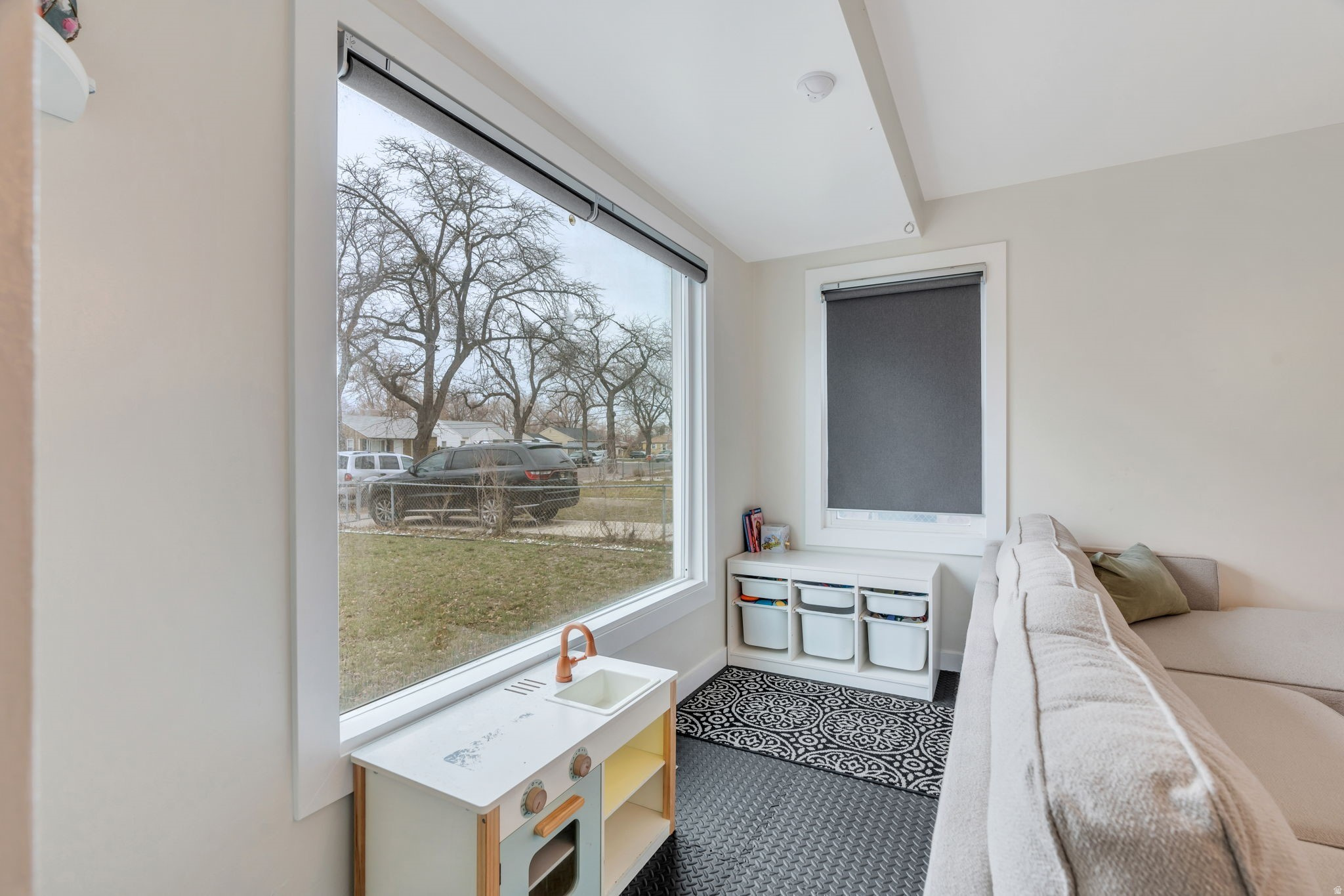 GLENDALE GARDENS - Residential