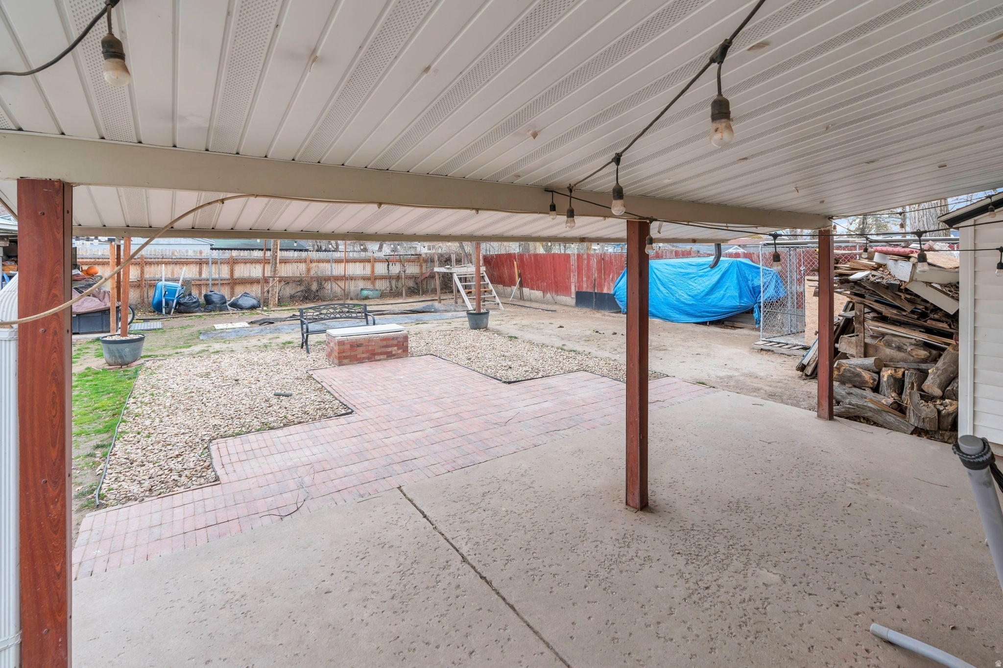 GLENDALE GARDENS - Residential