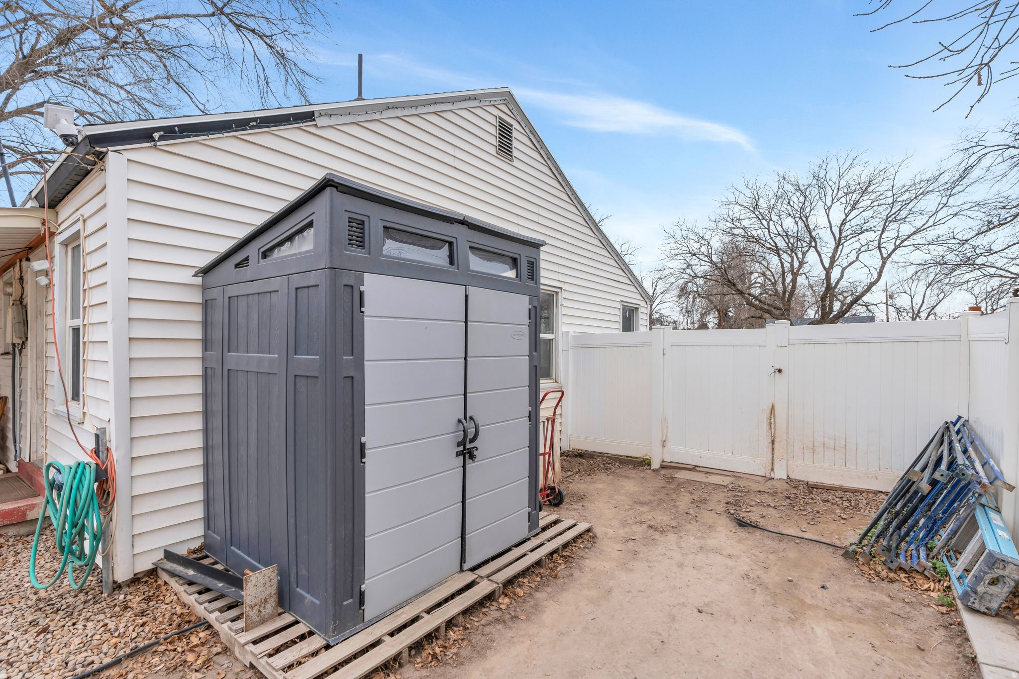 GLENDALE GARDENS - Residential