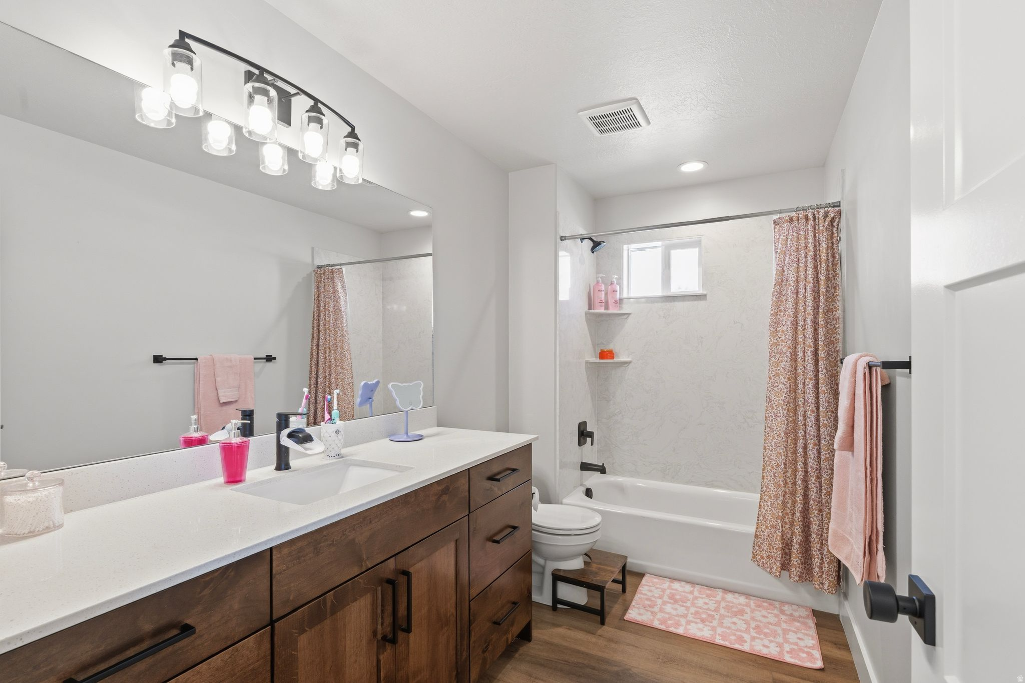 NORTHVIEW - Residential