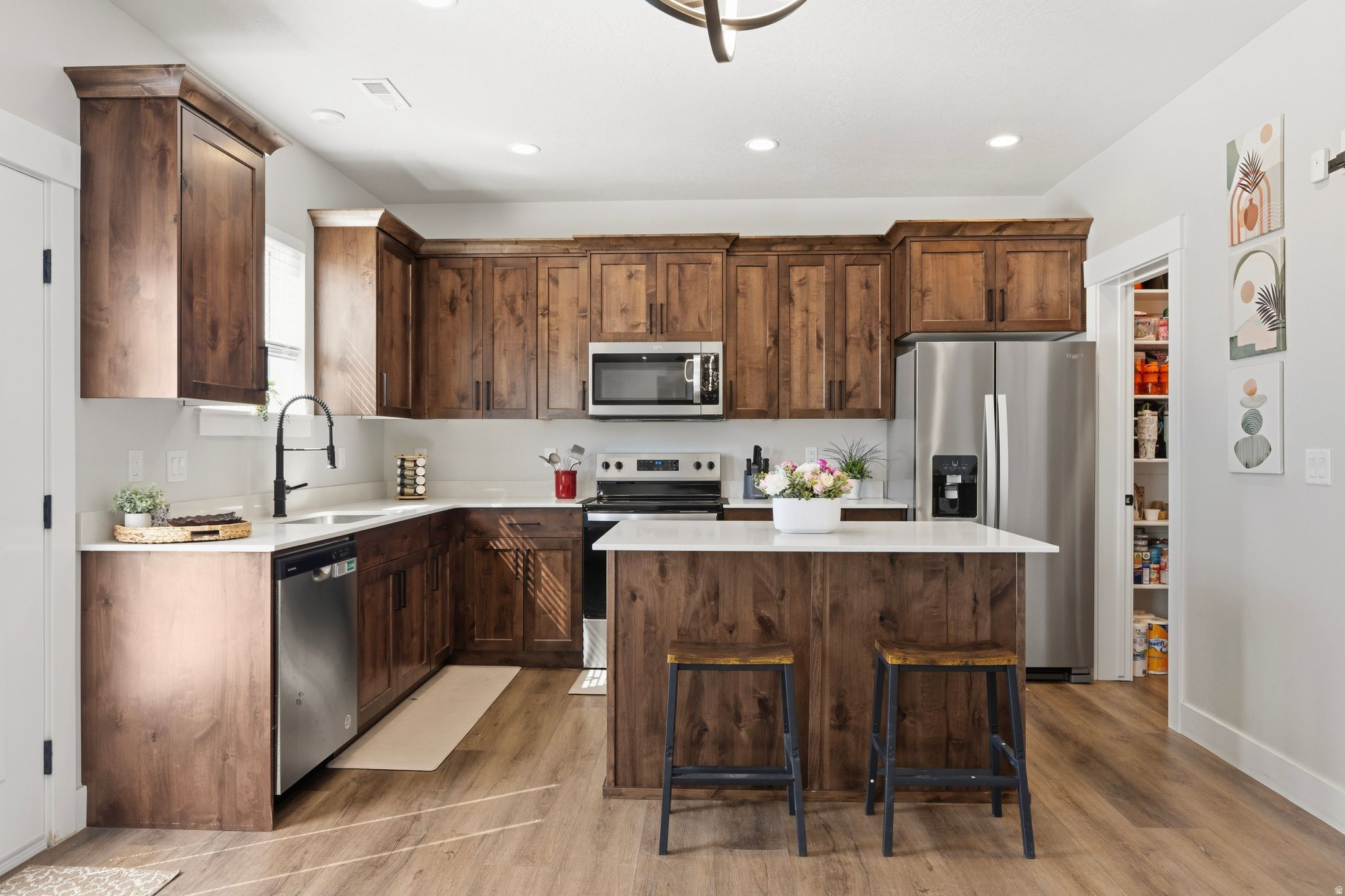 NORTHVIEW - Residential