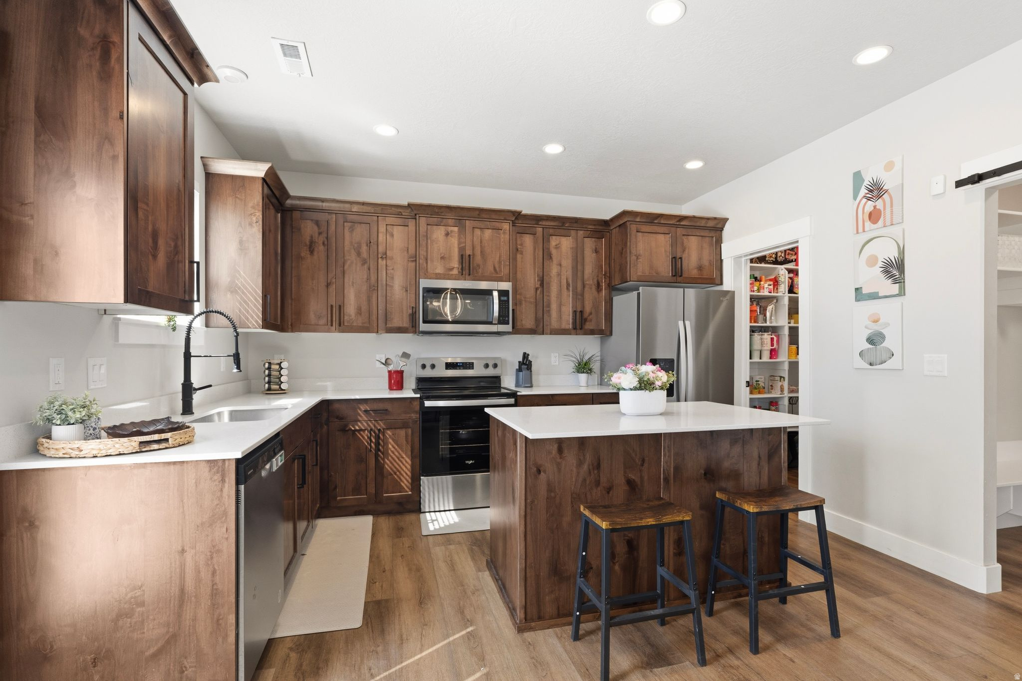 NORTHVIEW - Residential