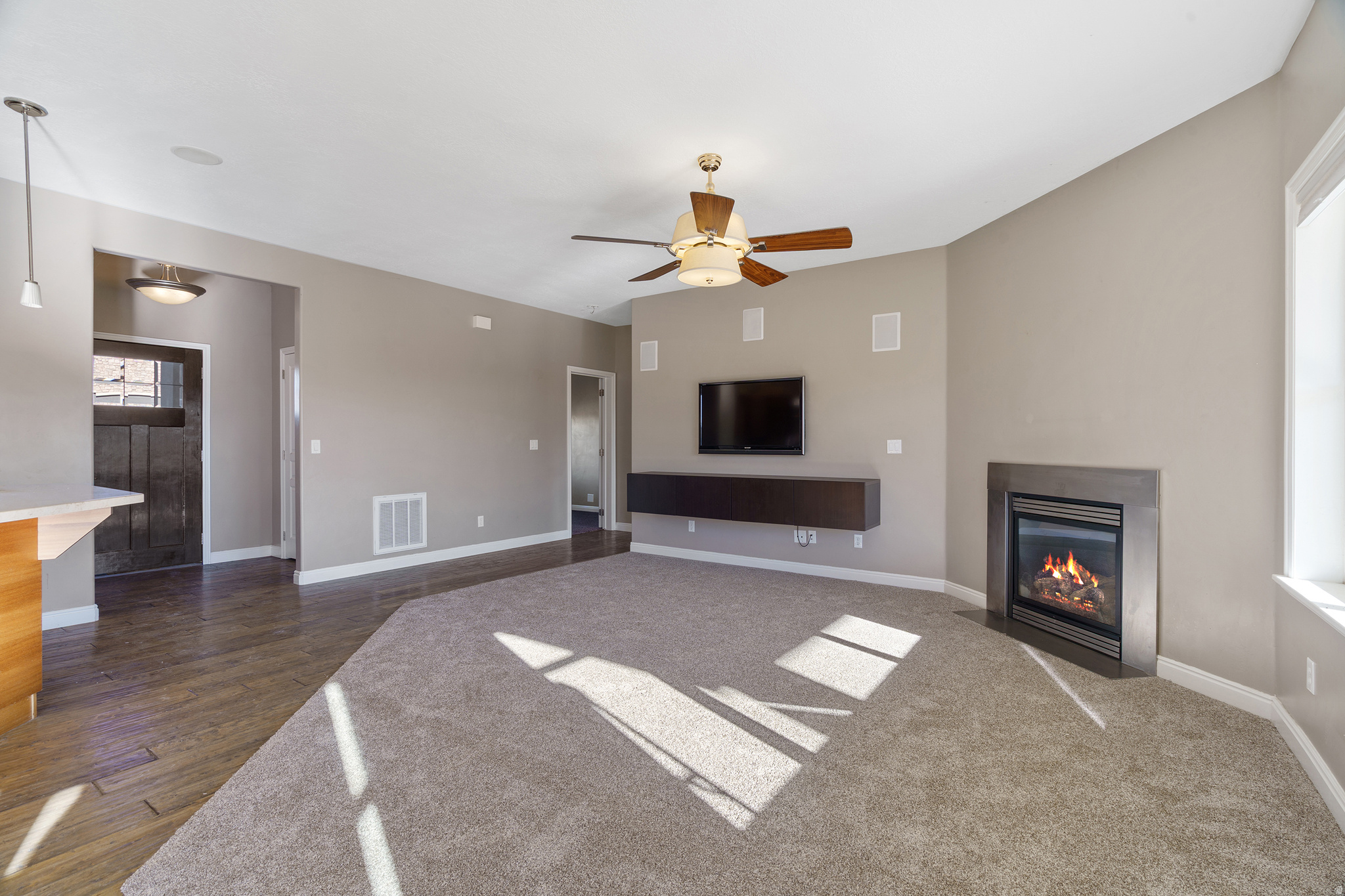 CANYON RIDGE - Residential