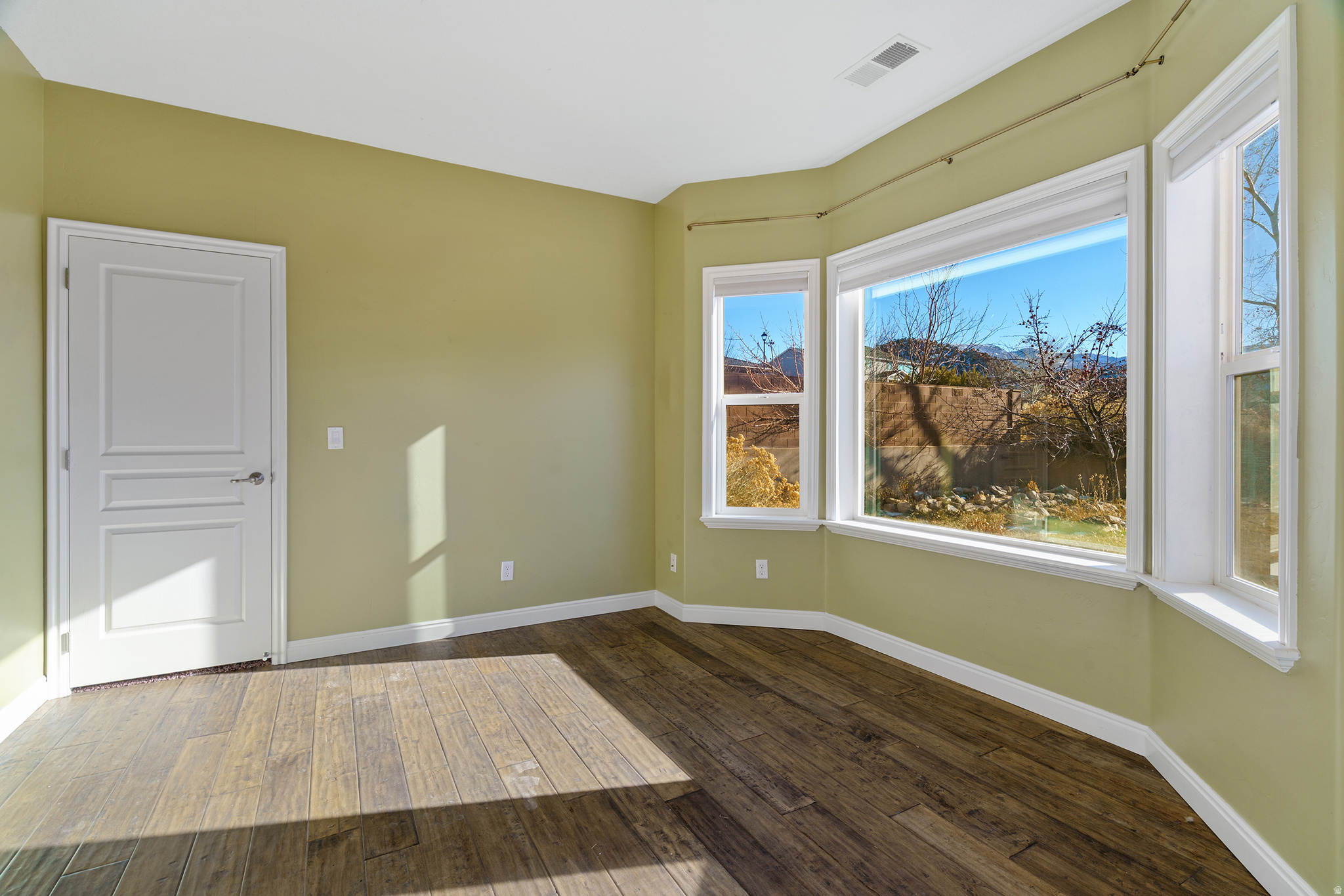 CANYON RIDGE - Residential