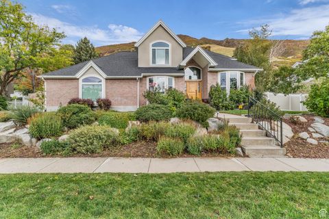 Tiny photo for 8027 S TOP OF THE WORLD DR, Cottonwood Heights, UT 84121 (MLS # 2117981)