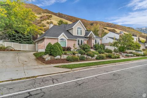Tiny photo for 8027 S TOP OF THE WORLD DR, Cottonwood Heights, UT 84121 (MLS # 2117981)