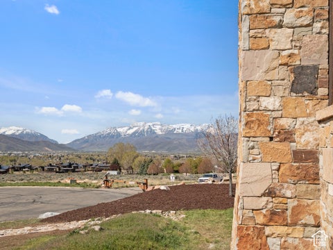 Tiny photo for 1075 N OQUIRRH DR, Heber City, UT 84032 (MLS # 2191406)