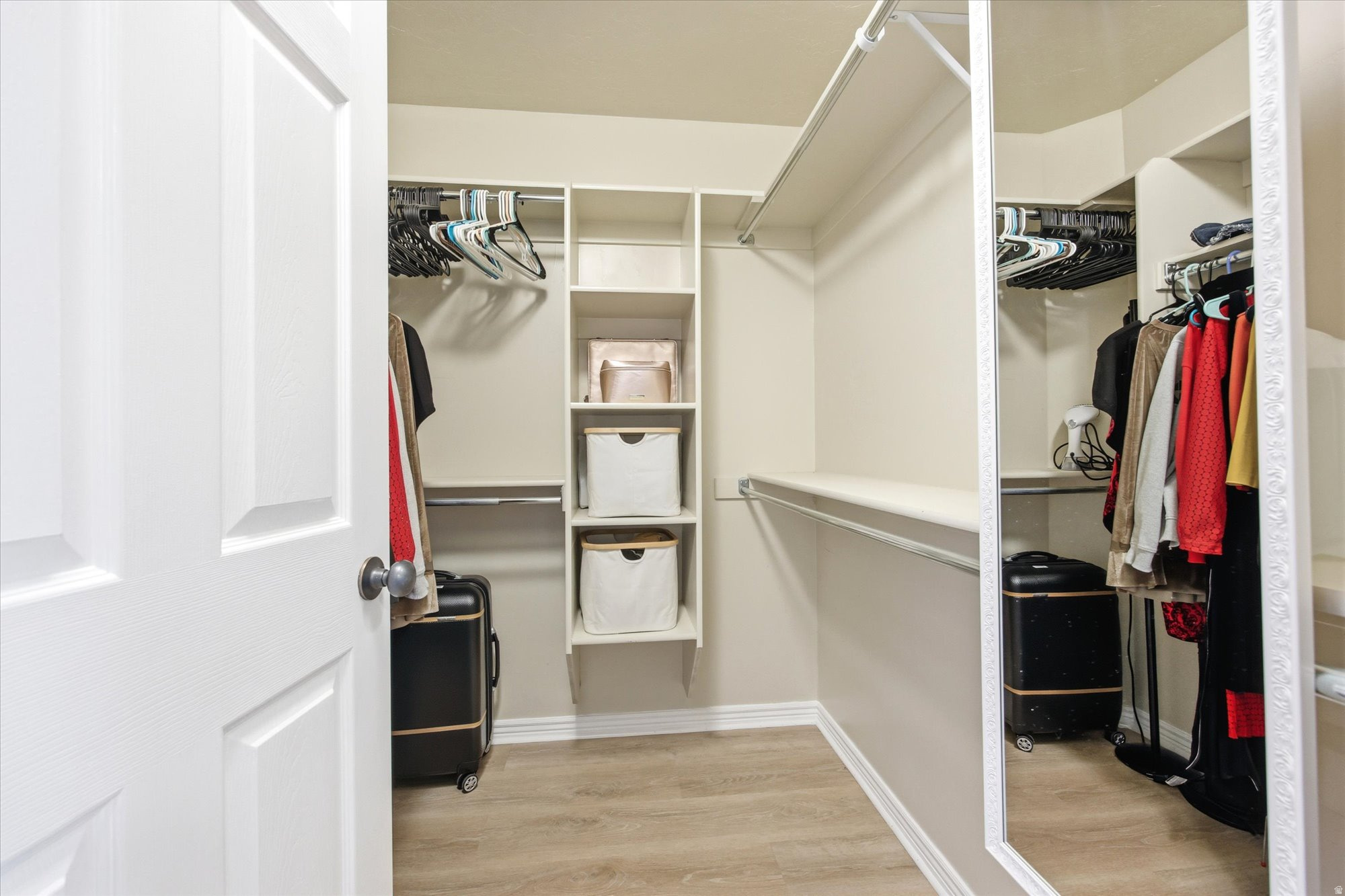 STONEY BROOK COTTAGE - Residential