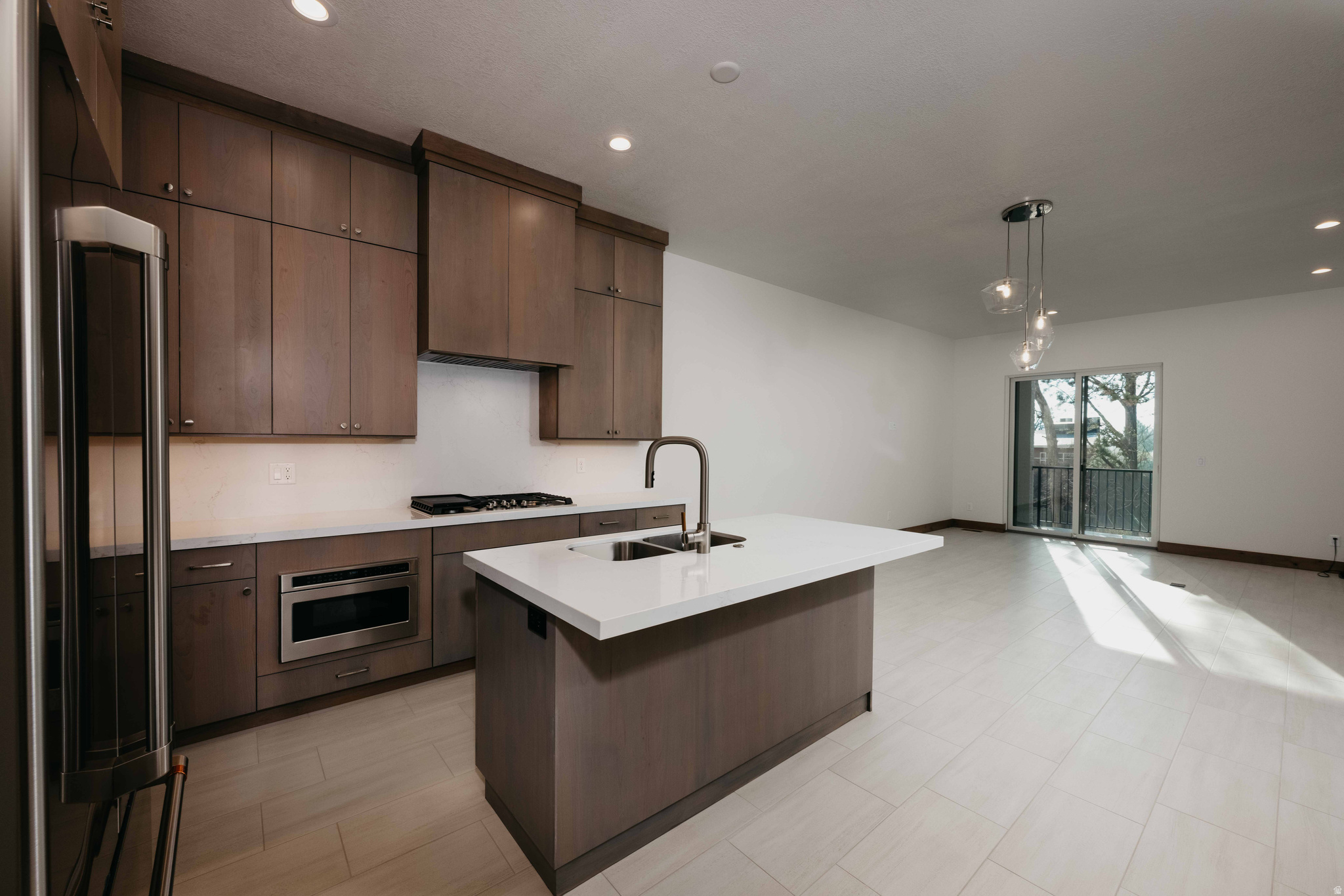 BASE 45 - Residential