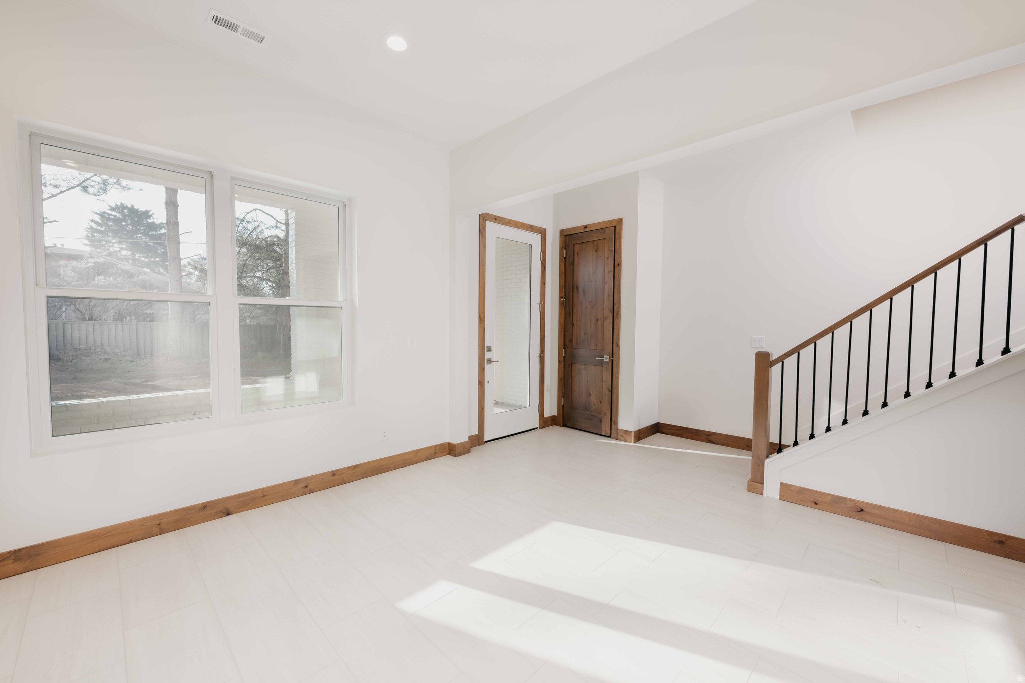 BASE 45 - Residential