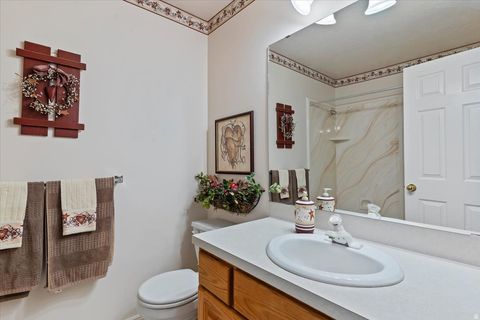 Tiny photo for 523 E 3600 N, North Ogden, UT 84414 (MLS # 2146354)